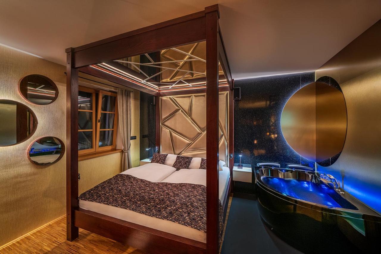Hotel Bily Jednorozec Třeboň 외부 사진