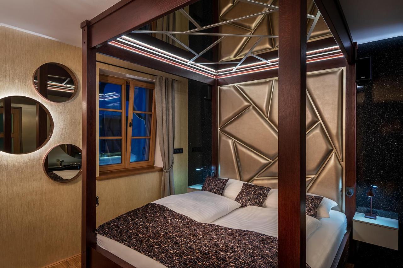 Hotel Bily Jednorozec Třeboň 외부 사진